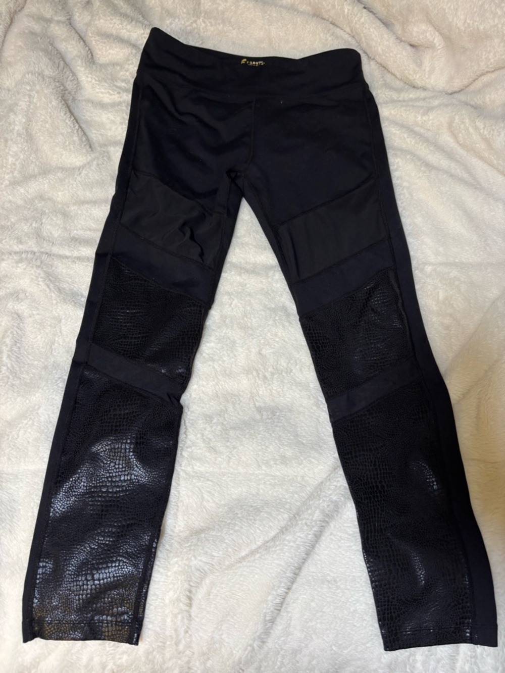 Women's Black Mesh-Accent 7/8 Active Workout Yoga Leggings